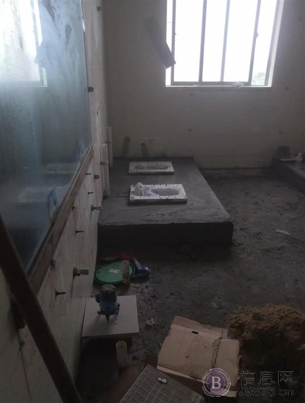 专业卫生间维修补漏阳台外墙厨房屋顶楼顶漏水维修烧卷材注浆