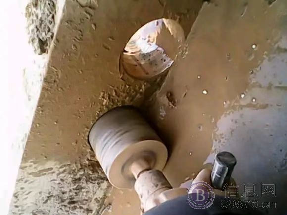 专业楼板地面墙体打孔切割开槽扩孔斜孔 线管孔、烟道孔水管孔、煤气孔